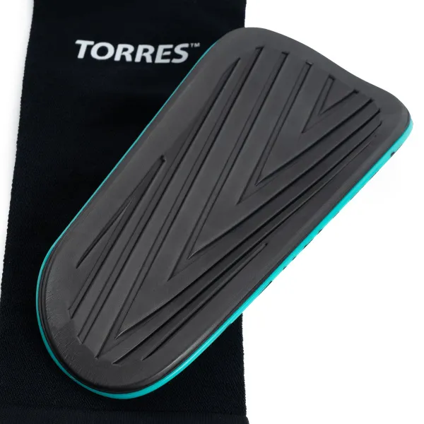 Щитки футбольные TORRES Pro за 1&nbsp;972 ₽ в Воронеже